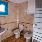 Golden View With Private Swimming Pool كريس أكتي