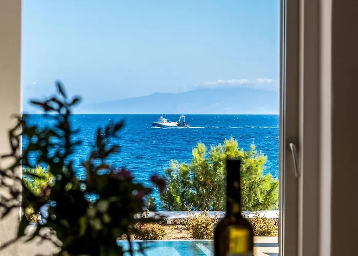 Golden View With Private Swimming Pool * クリシ・アクティ