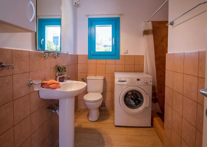 Golden View With Private Swimming Pool ヴィラ クリシ・アクティ