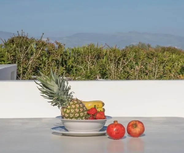 Golden View With Private Swimming Pool クリシ・アクティ